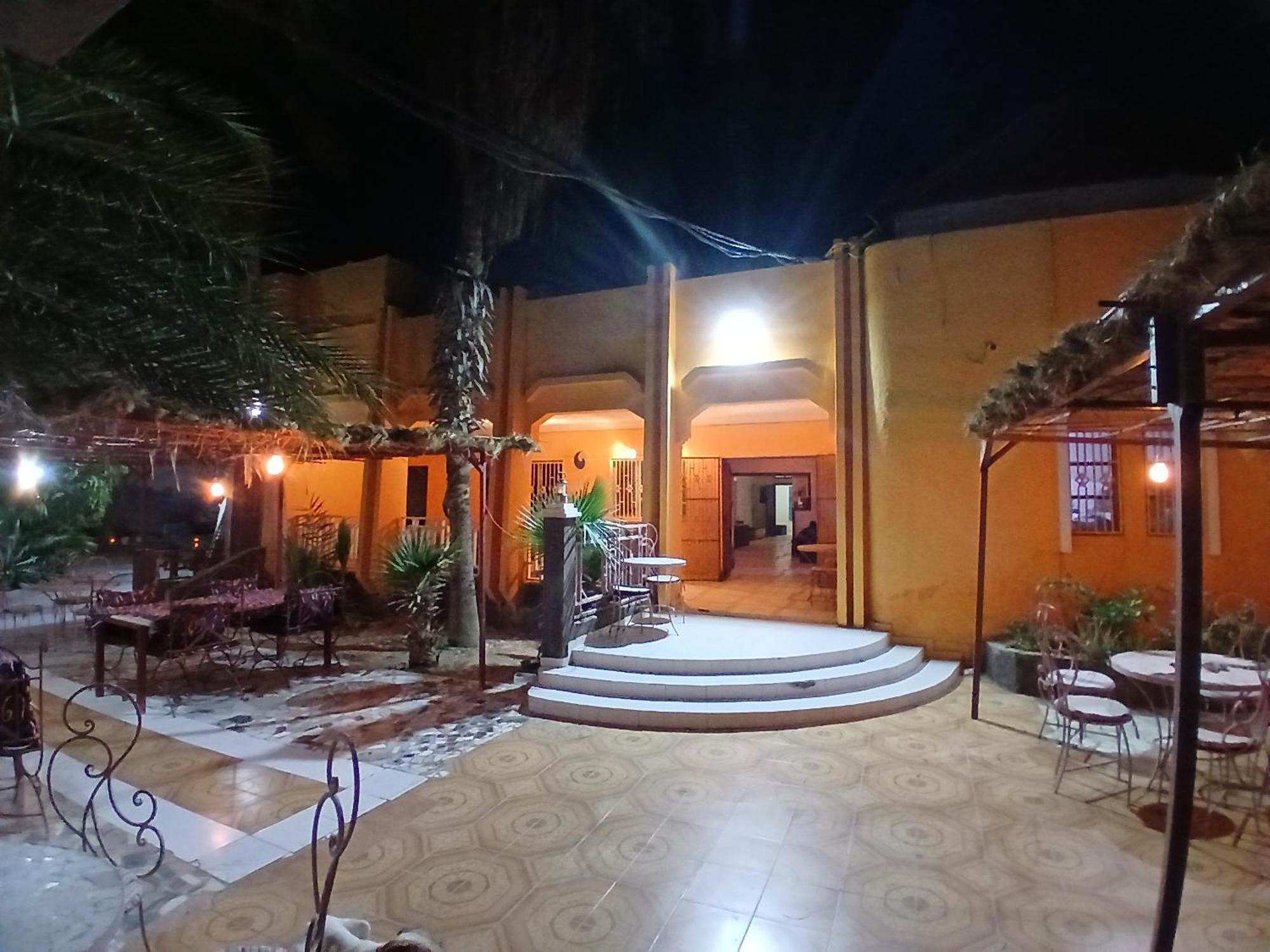 Auberge Triskell 누악쇼트 외부 사진